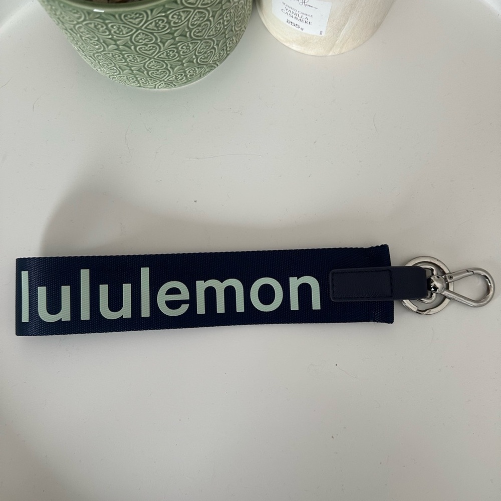 Lululemon Never Lost Keychain